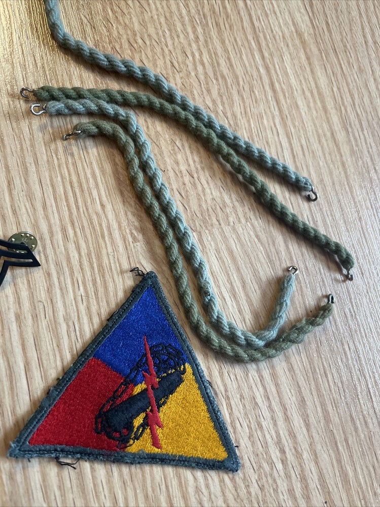 military patches pins