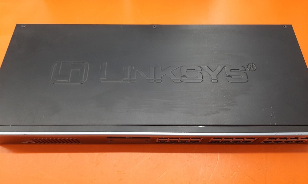 ⭐️⭐️⭐️⭐️⭐️ Linksys EtherFast (EF3124) 24-Ports Rack 10/100 Ethernet Network