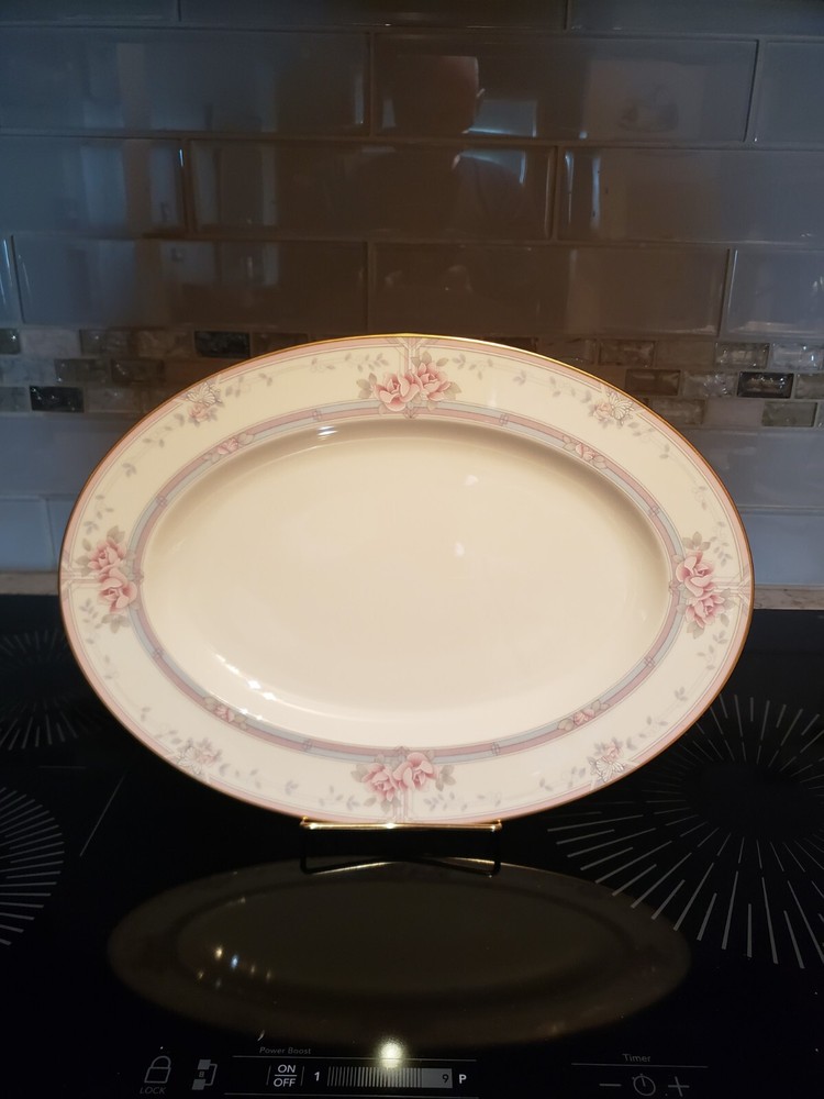 Noritake "Magnificence" Bone China 14" Oval Serving Platter