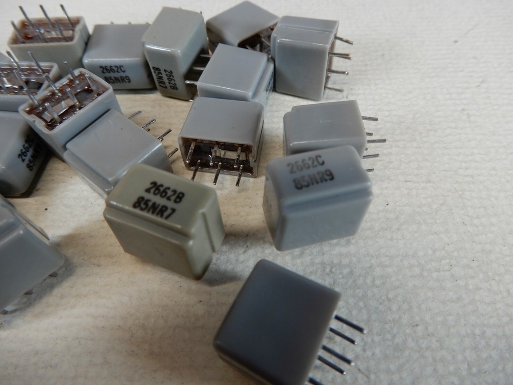 Unknown PCB Mount Transformers 2662B 2662C 85NR9 Qty 18 Total