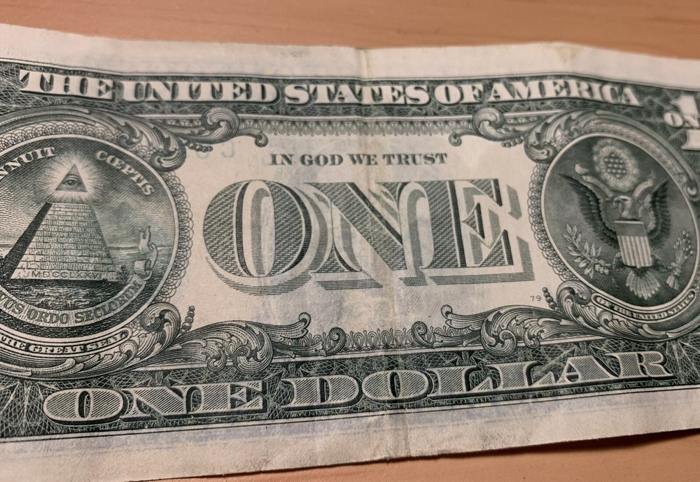 SUPER RARE! 2017 (FRONT AND BACK OFFSET ERROR) One Dollar Bill