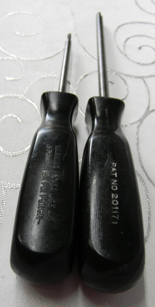 SNAP-ON 2PC BLACK HARD HANDLE CLUTCH HEAD SCREWDRIVER SET