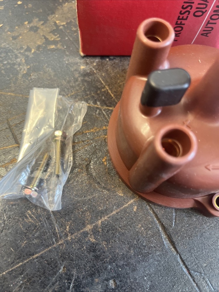 Standard Motor Products Distributor Cap JH81