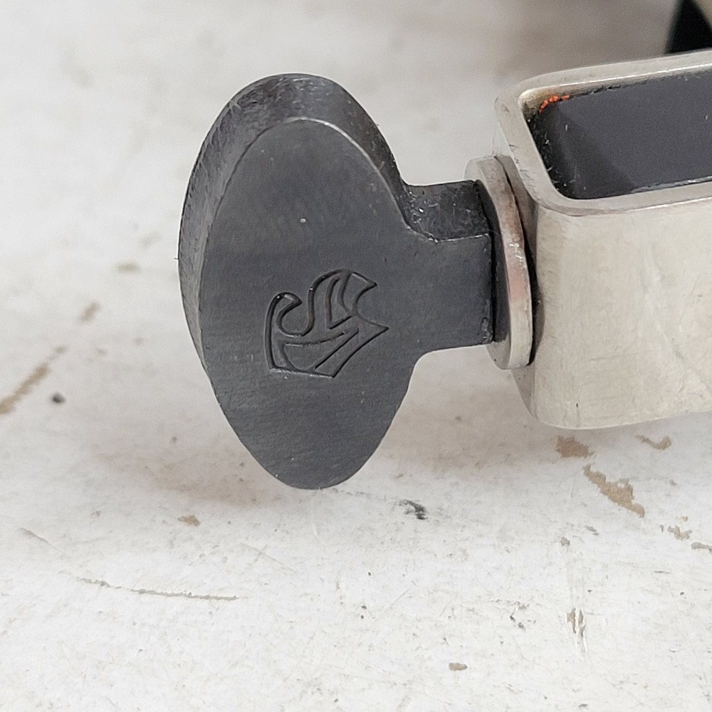 Black Coil Tattoo Machine Shader