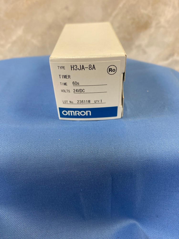 Omron H3JA-8ADC2460S Timer