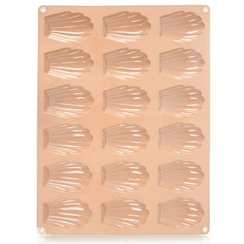 Silicone baking mold, shell shape, 32x24.5cm, beige, high-temperature resistant
