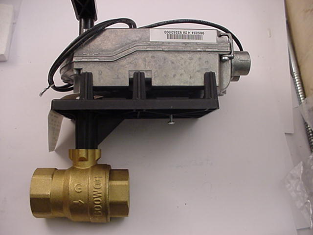 Siemens Actuator Valve 172E-10321S  GMA121.1P  CV=100  1 1/4" NPT Ships Same Day