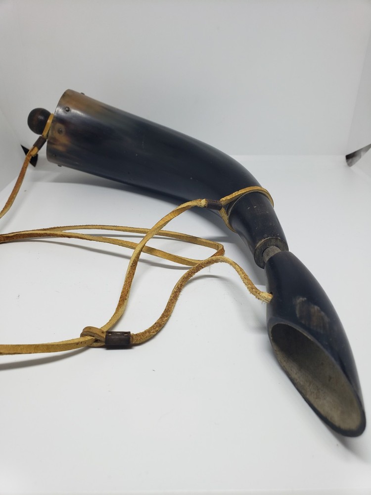 🔥 ANTIQUE POWDER HORN Muzzleloader - Cow Horn
