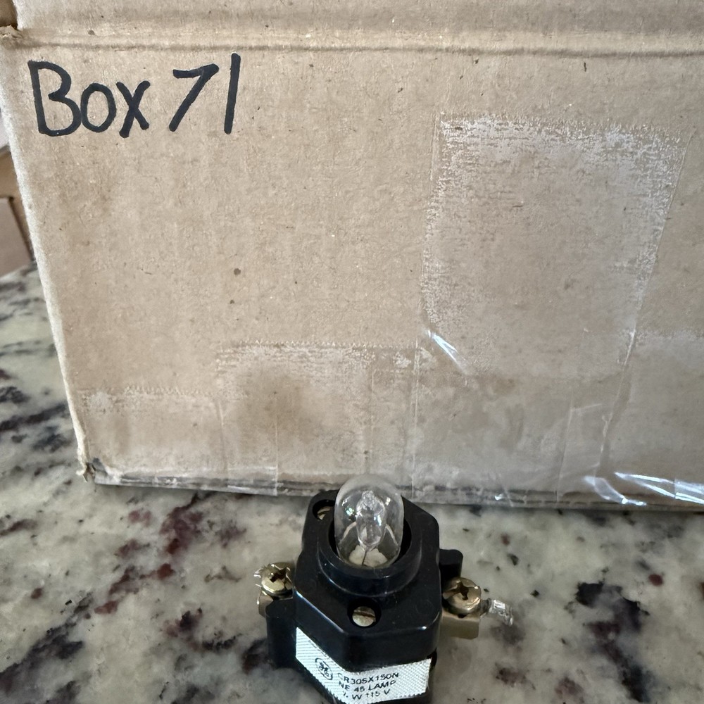 GE CR305X150N Indicator Light