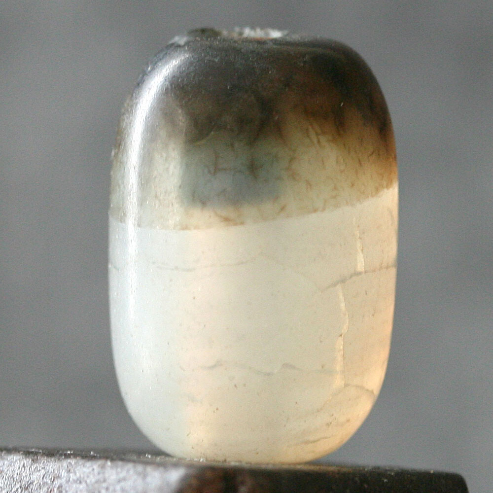 ANCIENT INDO TIBETAN CHUNG DZI Agate Bead #2001