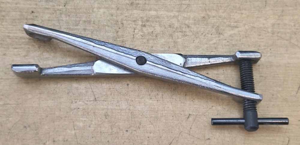 Blue Point Tools GA395 - Brake Pad Spreader Tool.