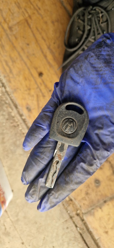 VW Volkswagen Key Blade