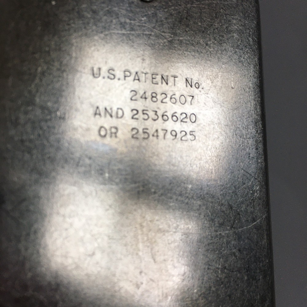 Vintage White Sewing Machine Magic Key Buttonhole Worker Black