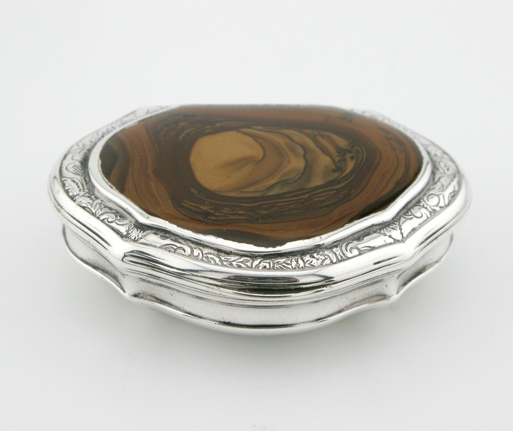 18th Century English silver agate hardstone snuff box