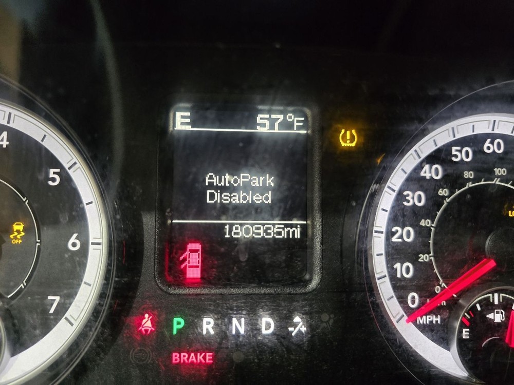 RAM1500 2018 Air Shutter 624724