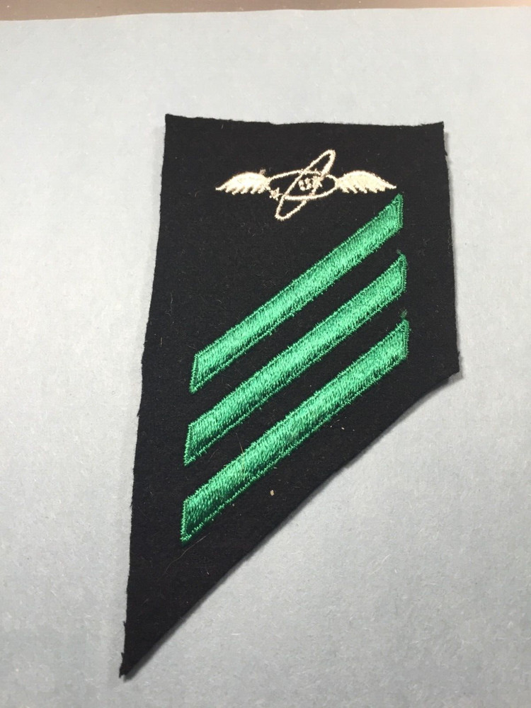 US Navy - Aviation Electronics Tech. E-3 patch on black felt