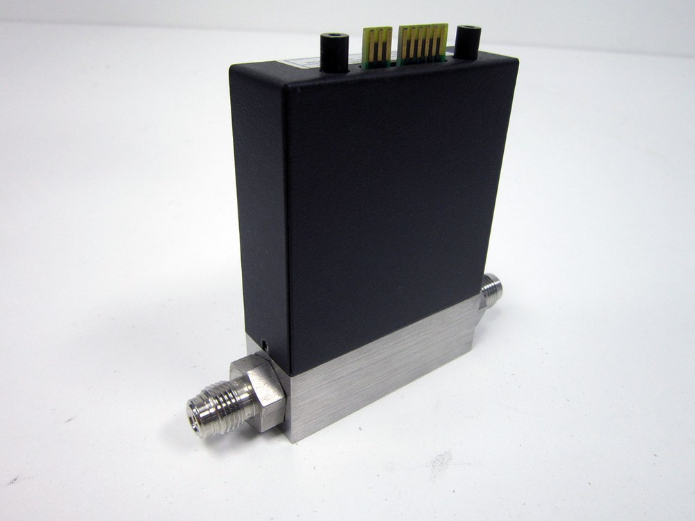 SFC 2000 MASS FLOW CONTROLLER MFC 20-AR-100C-2 100 NCCM ARGON AR
