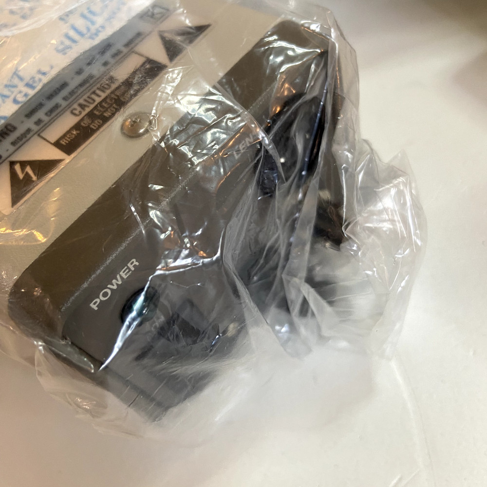 Hitachi CCD Camera Television KP-111U CCTV All Solid State with Manual