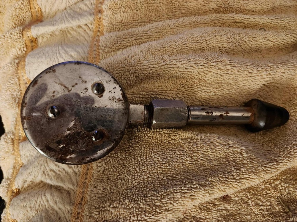 vintage Snap On compression guage with pressure relief button