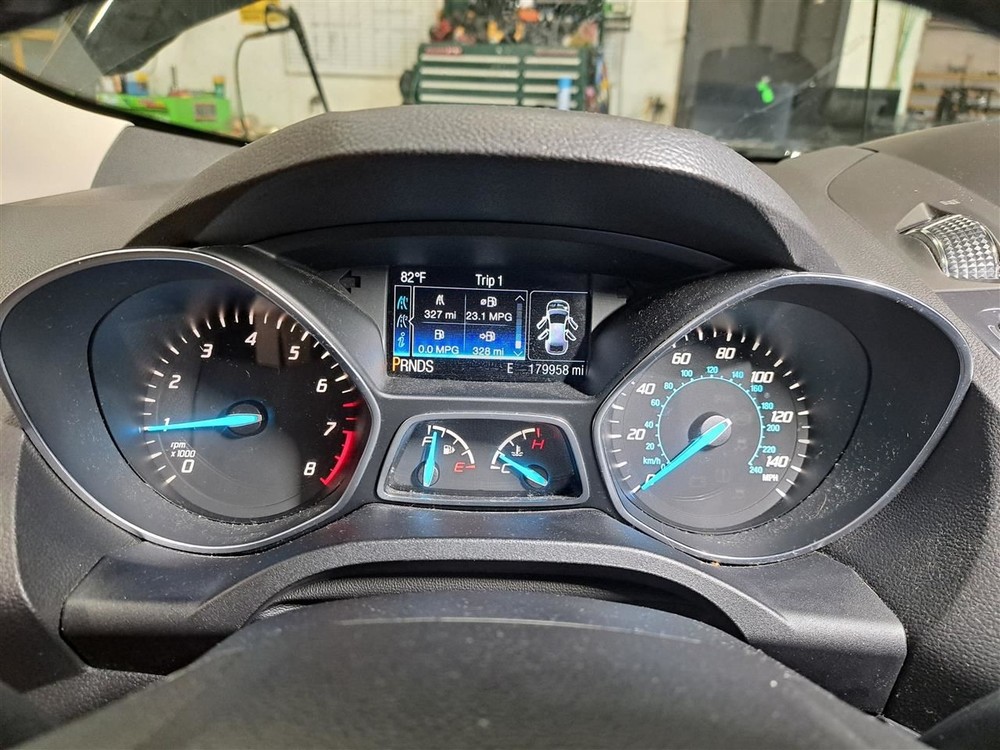 Rear 2014 Escape Camera/Projector Sku#4197268