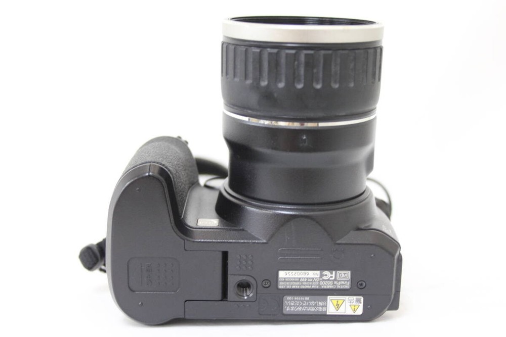 Fujifilm Finepix S5200 10x Compact Digital Camera v9784