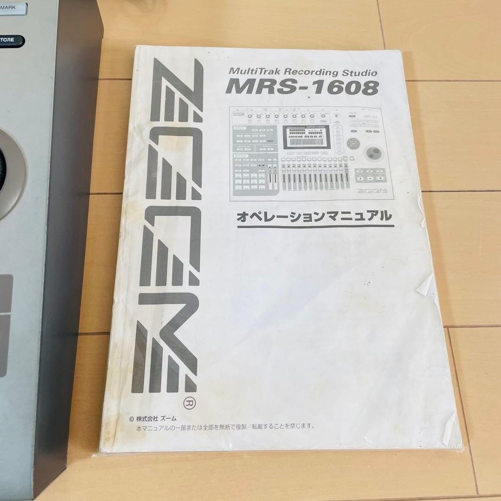 Zoom MRS-1608 Multi-Track Recorder working from japan