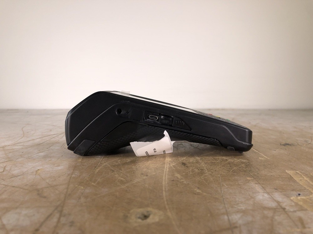 INGENICO MOVE 5000 HANDHELD CREDIT CARD TERMINAL