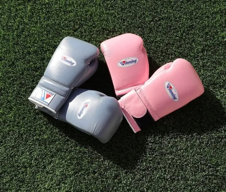 Winning MS-600 Boxing Gloves  Pink & Grey Hook and Loop Training Sparring