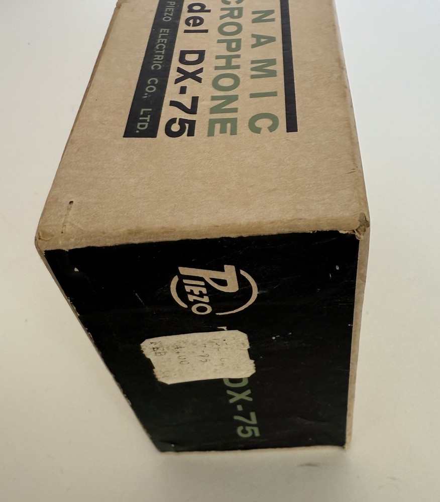 Vintage Piezo Dynamic Microphone Model DX-75 Japan Untested With Box