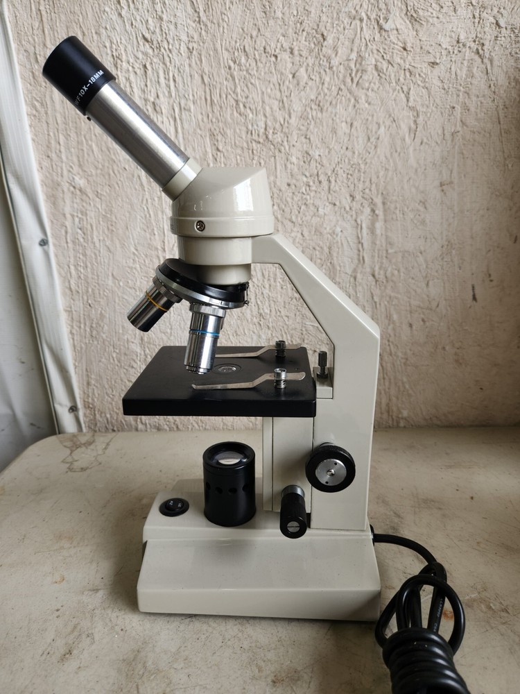 Cabisco Microscope