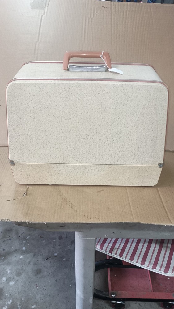 Brother Pacesetter Sewing Machine ZU2-B687