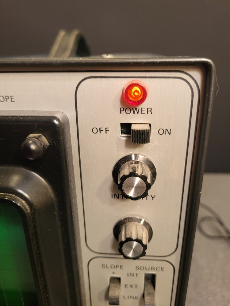 CONAR Model 255 Solid State Oscilloscope – Powers On – Vintage Test Equipment