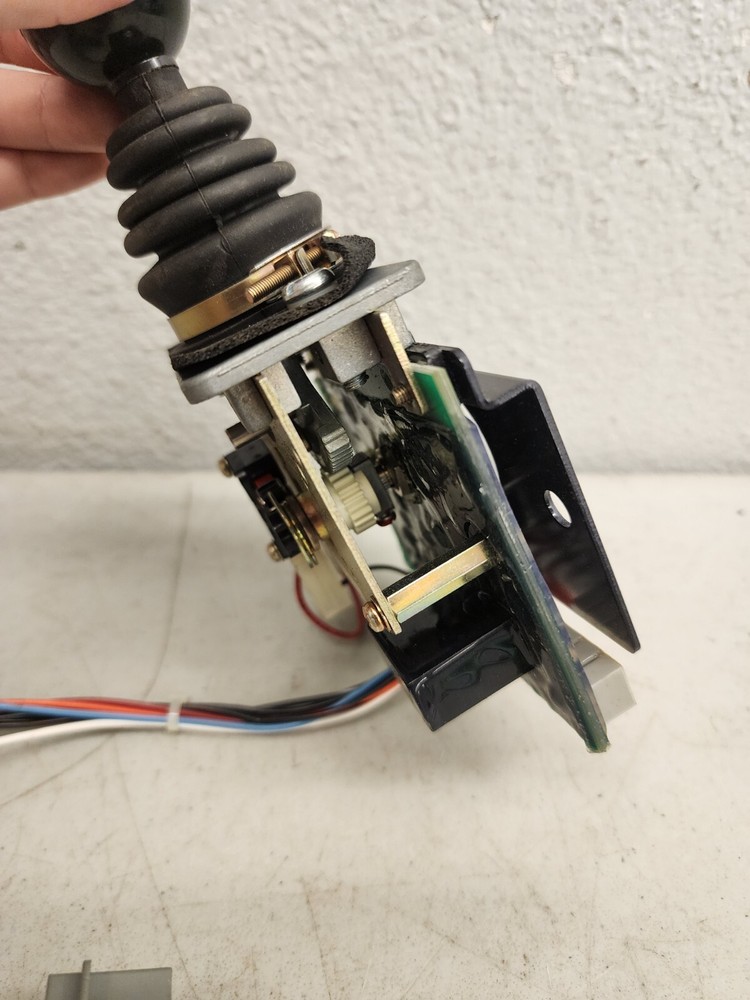 Grove 7352000971 Joystick Controller For Parts