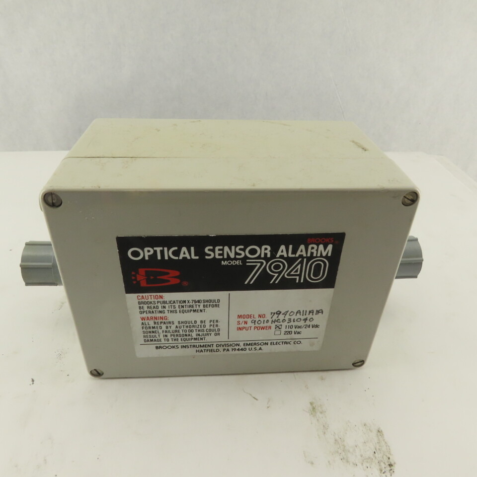 Brooks Model 7940 115V Optical Sensor Alarm