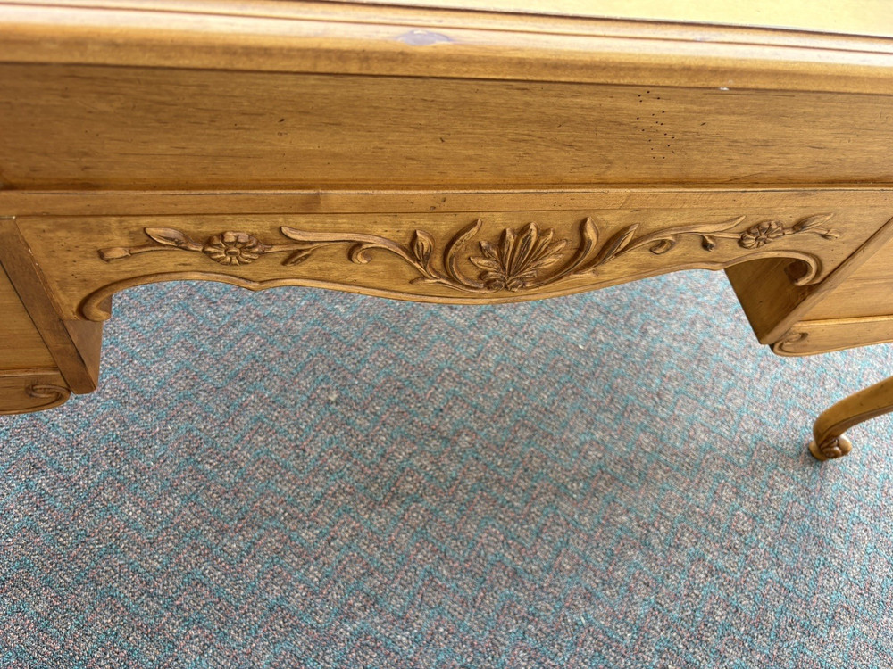 67158 Maple ETHAN ALLEN Executive Desk