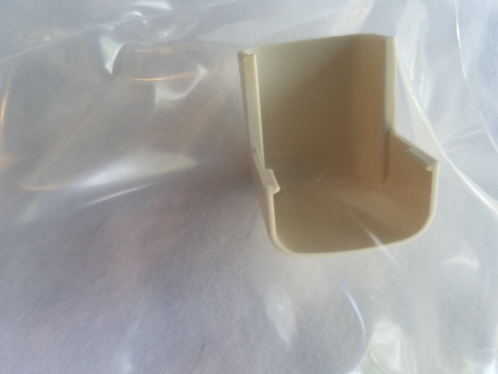OCF5IW-E Panduit LD5 Low Voltage Outside Corner Fitting, Off White