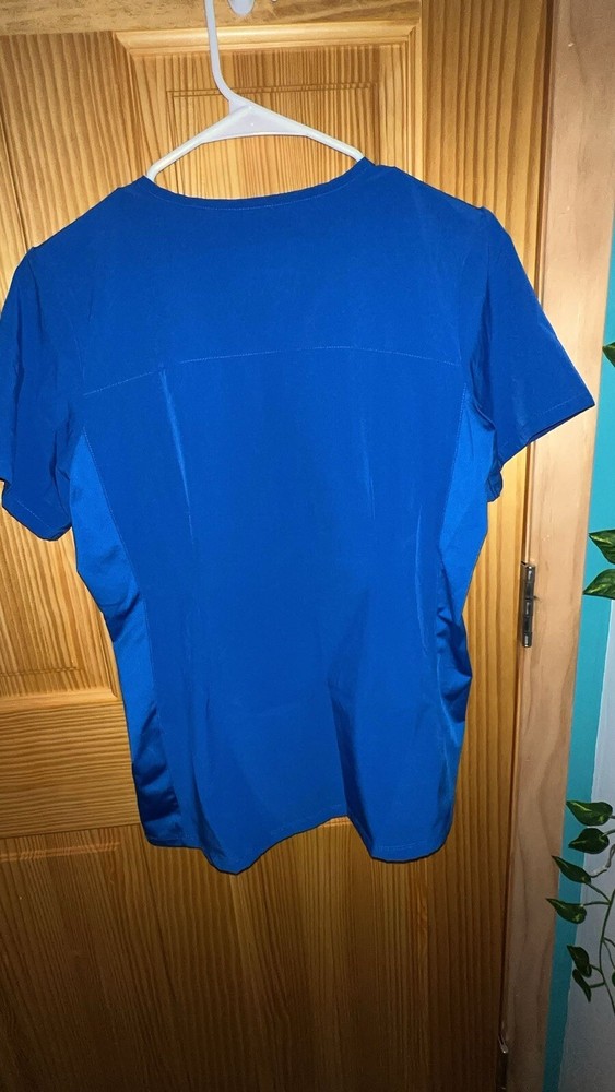 Maevn Scrub Set for Women