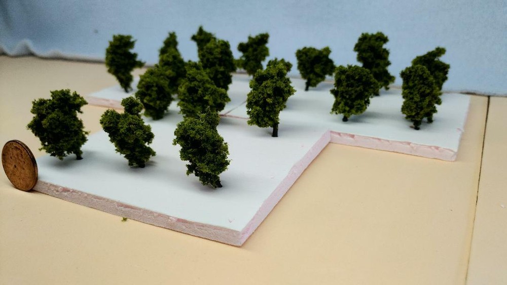 Z SCALE - HAND CRAFTED TREEZ - Olive Green - Correct Sized for Z Scale - 18 Pack