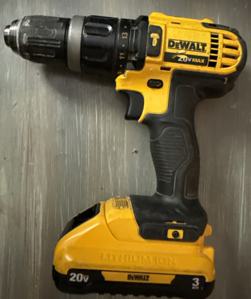 Dewalt DCD785 drill with Battery