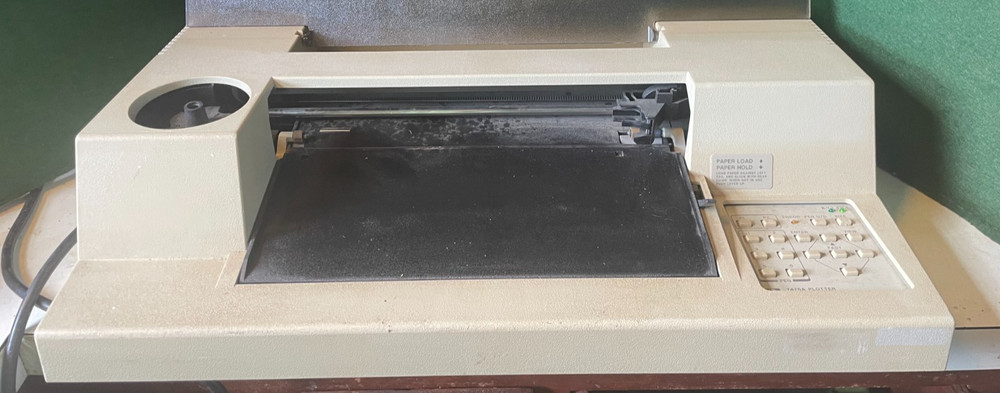 Vintage HP/Hewlett Packard 7475A Six Pen Plotter