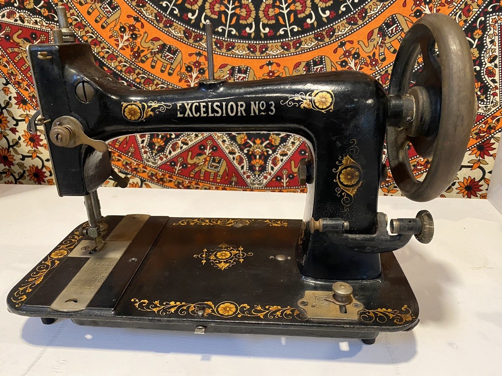 Vintage Excelsior No.3 Sewing Machine