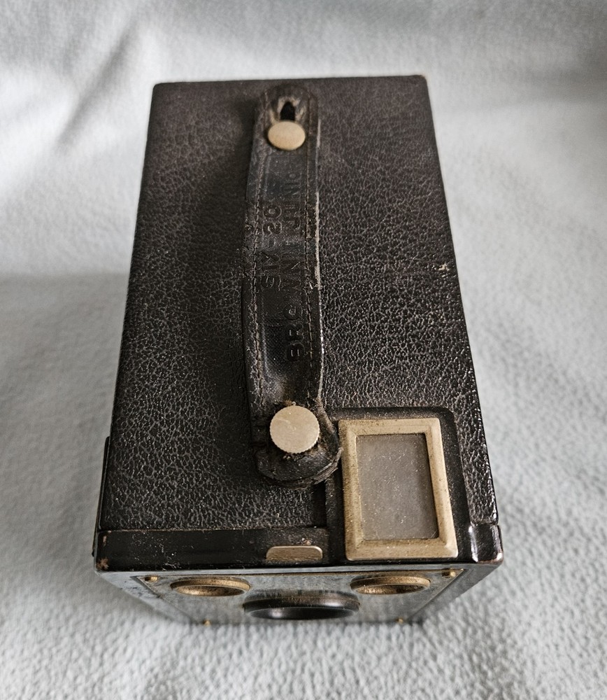 Kodak Six-20 Junior Box Camera