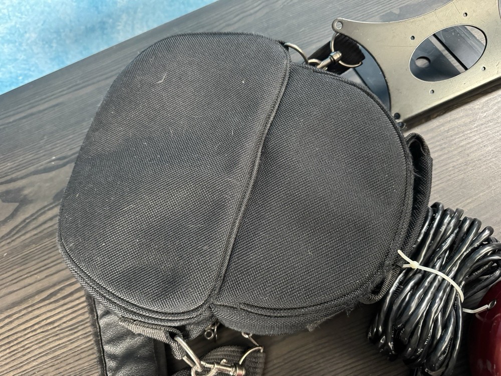 Line 6 POD 2.0 Guitar Effects Processor W/ Case, Fb4 Floor Switch, Power Adapter