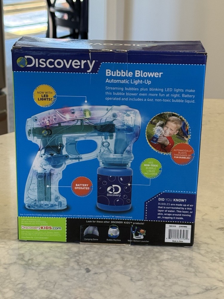 Discovery Kids Automatic Light Up Bubble Blower, Green, NEW