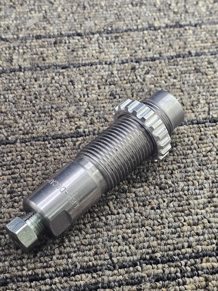 LEE LEE-DECAP-D5: Universal Heavy Duty Decapping Die Replacement