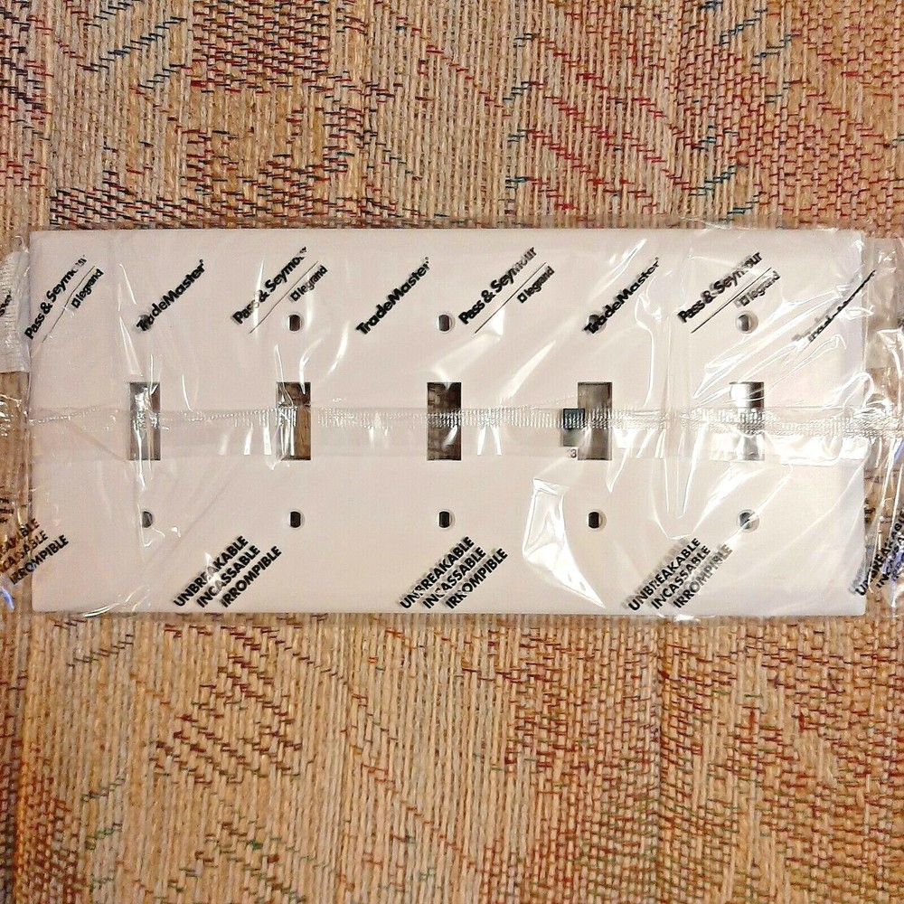 Pass & Seymour 5 Gang White Switch Plate