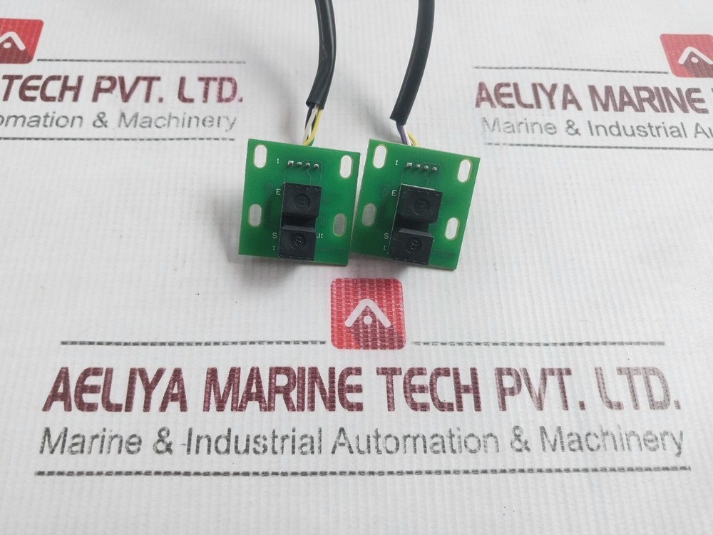 WATERS 510000429 Printed Circuit Board (PCB) Assembly With a Cable