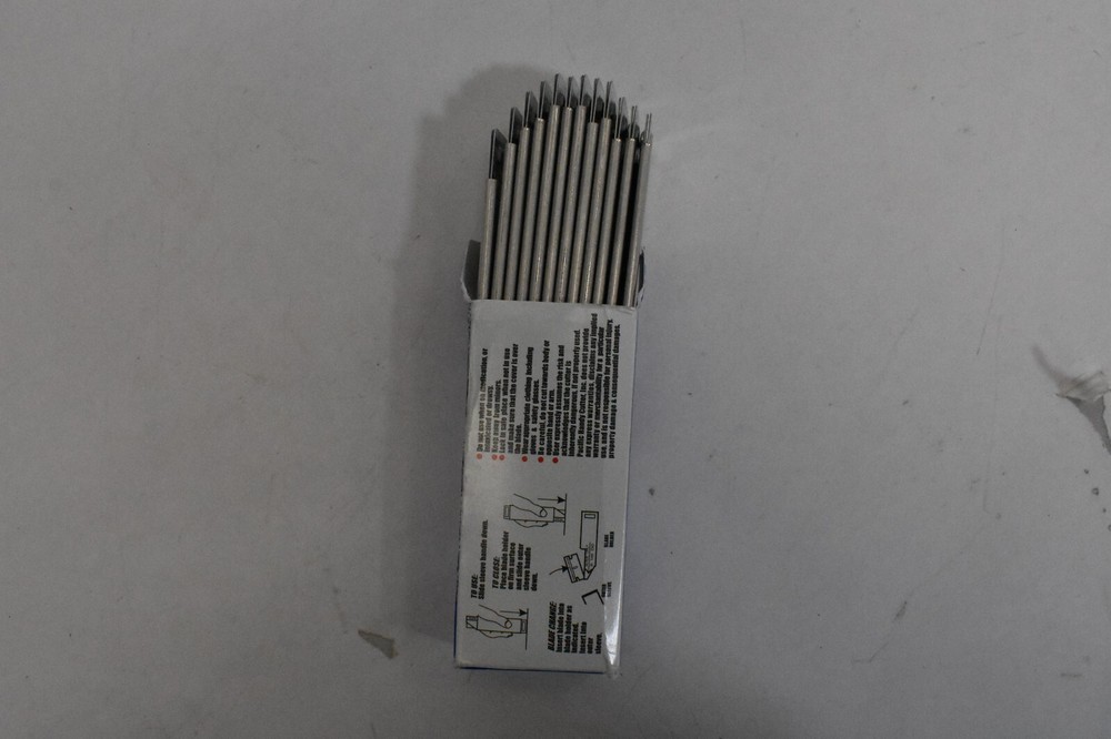 Pacific Handy Cutter HC100 Box Cutter Fixed Blade Duty Cutting Replaceable Blade