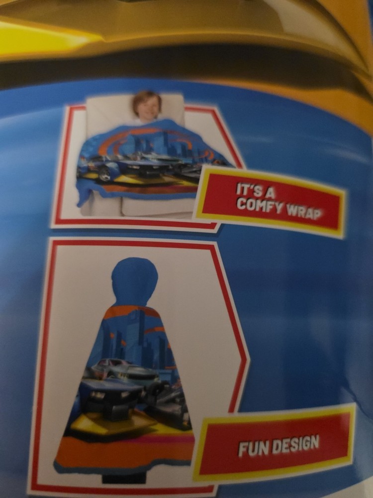 Hot Wheels Hooded Snuggle Wrap
