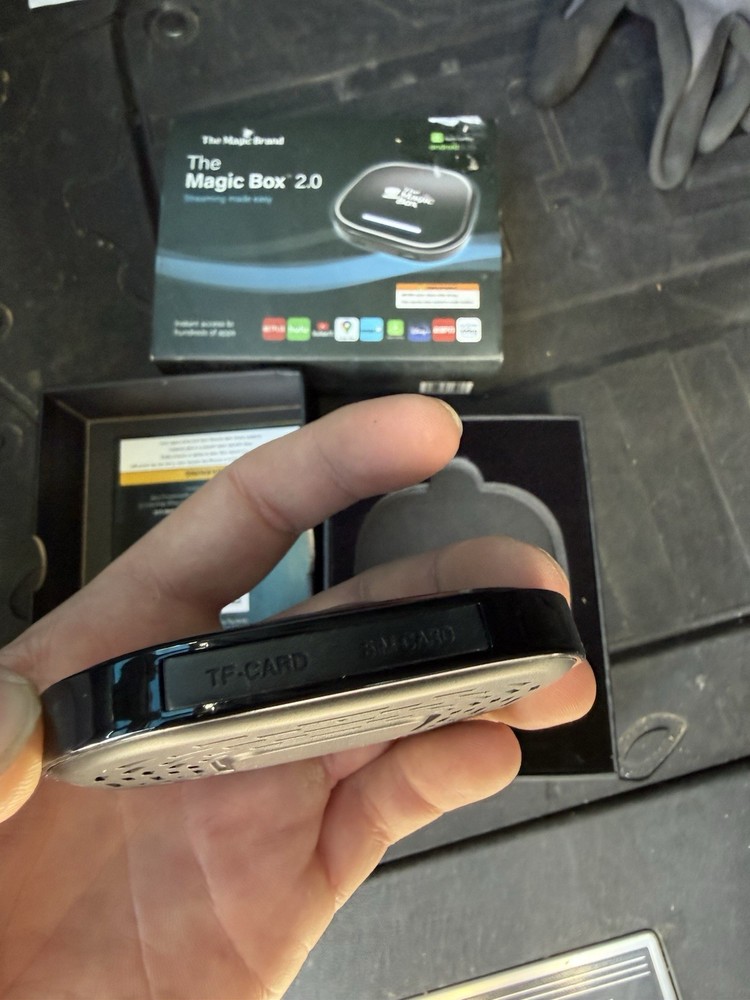 The Magic Box 2.0, Wireless CarPlay/Android, Auto *READ* UNTESTED